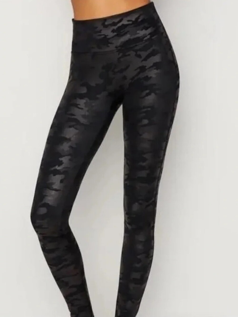 SPANX Black Camo High-Waisted Leggings Sz S